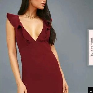 Lulu’s burgundy evening gown